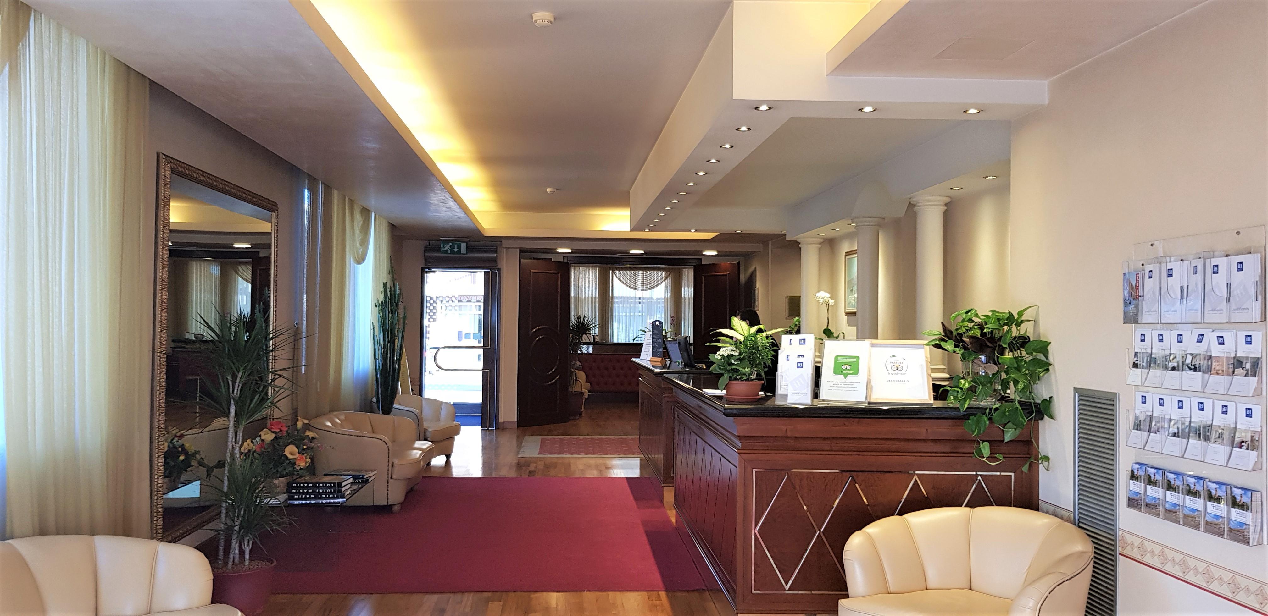 Ih Hotels Padova Admiral Exterior foto
